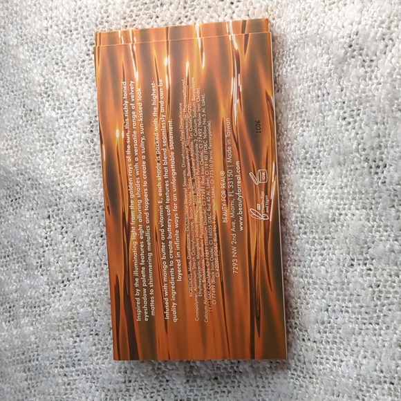 BEAUTY FOR REAL. Golden Hour Eyeshadow Palette, 5.6g/0.2oz - Picture 9 of 11